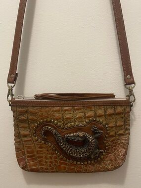 Leatherock Genuine Leather Croc-Embossed Crossbody with Alligator Ornament